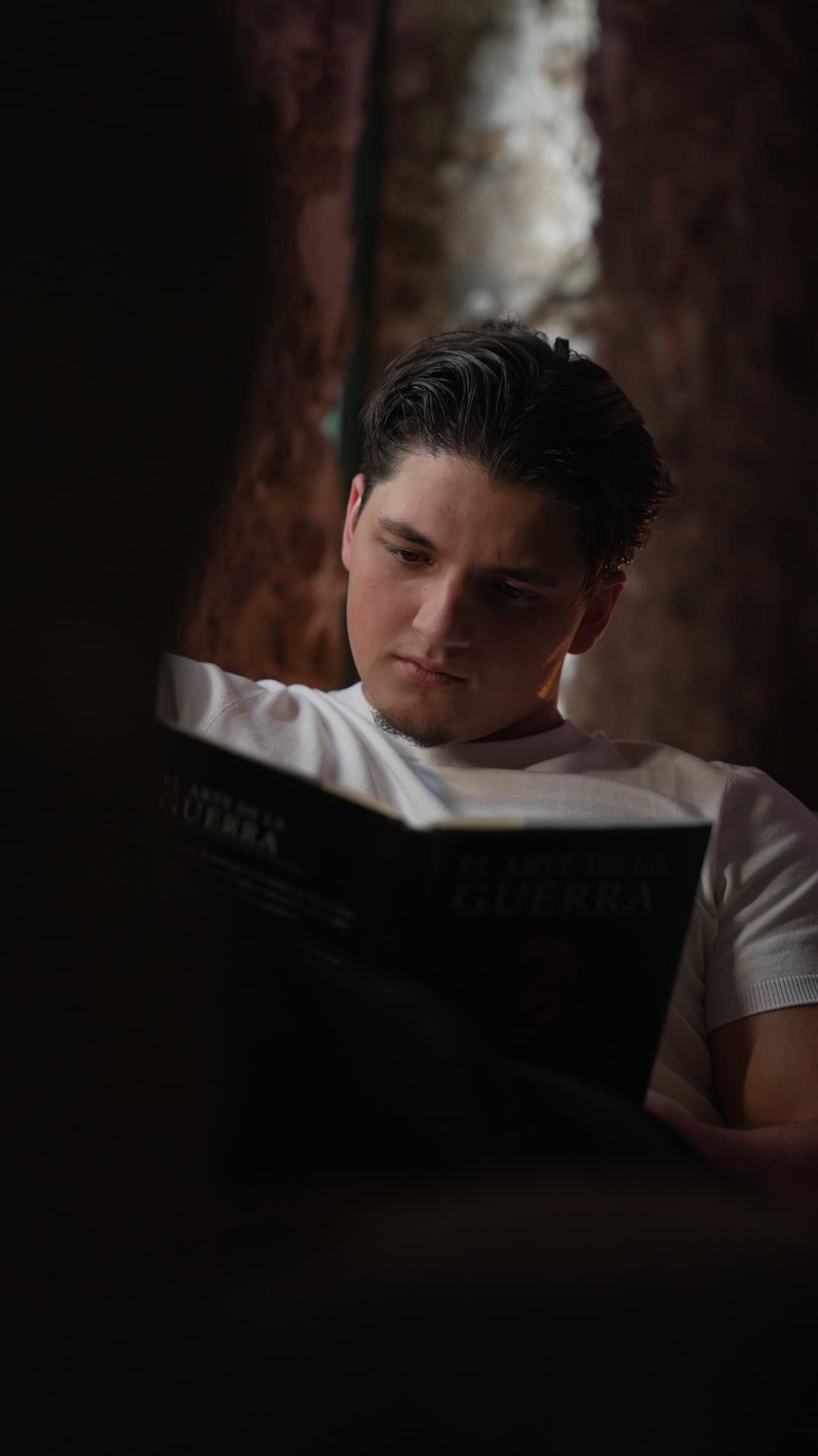 Jan Bastardas leyendo El Arte de la Guerra